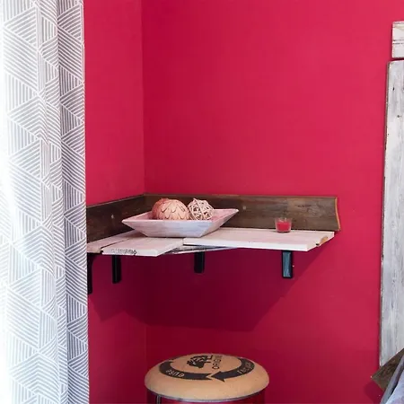 Casa Keramos 2* アグローポリ